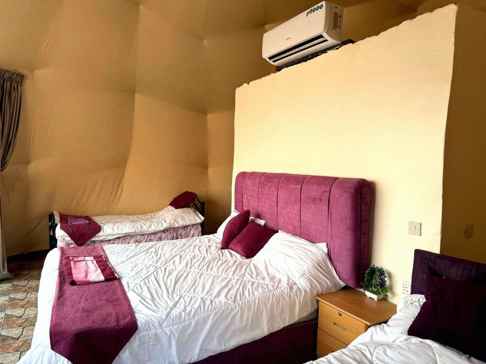 Ali wadi rum camp Hotel Bagian luar foto