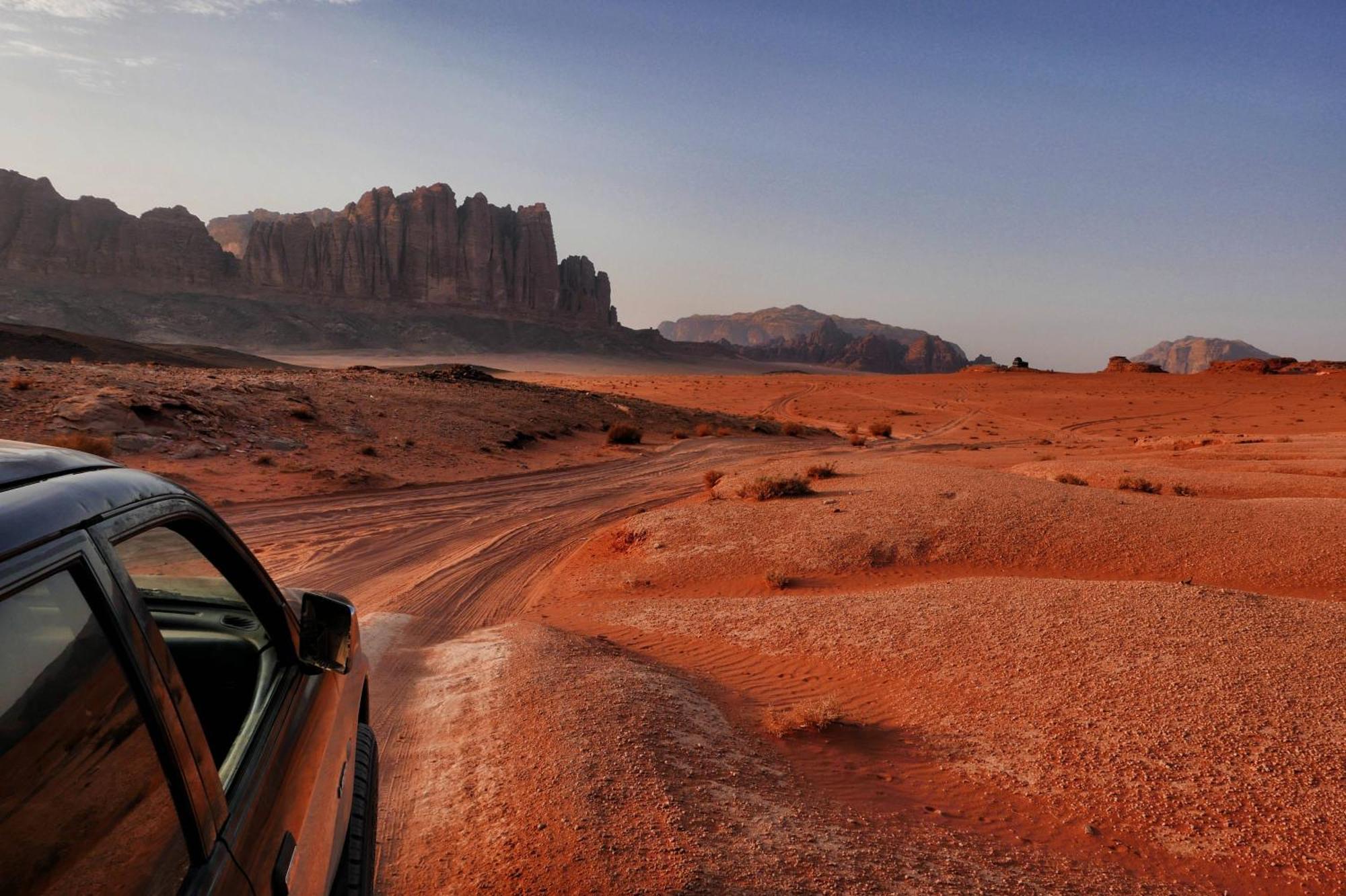 Ali wadi rum camp Hotel Bagian luar foto